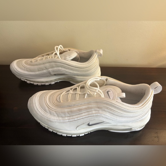 Nike Men's Athletic Shoes in White - Picture 1 of 5